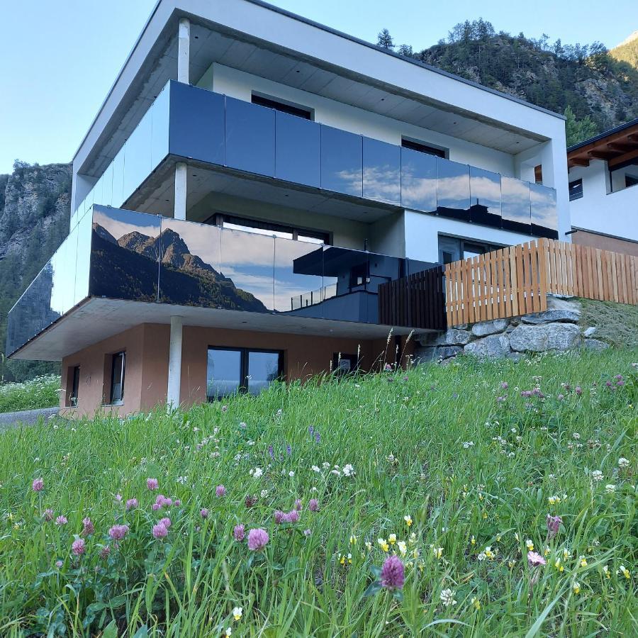 Apart Montis แลงเงนเฟลด์ ภายนอก รูปภาพ